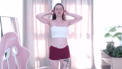 Snapshot of alice_novikova chatting on June 20, 2026, 1:47 pm Alice online show from June 20, 2026, 1:47 pm