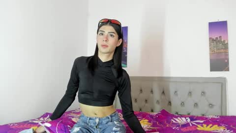 Alice Oceans.  online show from December 31, 2024, 5:55 am