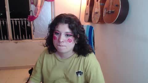 Snapshot of alice_psilocybe_sabina420 chatting on October 19, 2025, 3:40 am Alicia Aldara online show from October 19, 2025, 3:40 am