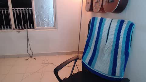 Snapshot of alice_psilocybe_sabina420 chatting on November 5, 2025, 3:17 am Alicia Aldara online show from November 5, 2025, 3:17 am