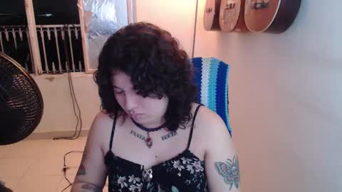 Snapshot of alice_psilocybe_sabina420 chatting on December 16, 2025, 10:20 am Alicia Aldara online show from December 16, 2025, 10:20 am