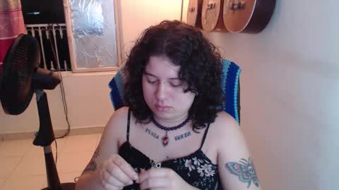 Snapshot of alice_psilocybe_sabina420 chatting on December 17, 2025, 10:21 am Alicia Aldara online show from December 17, 2025, 10:21 am