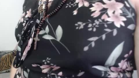 Snapshot of alice_psilocybe_sabina420 chatting on February 22, 2026, 8:40 pm Alicia Aldara online show from February 22, 2026, 8:40 pm