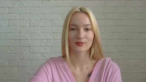 Snapshot of alice_sweet_01 chatting on January 9, 2026, 12:19 pm Alice online show from January 9, 2026, 12:19 pm