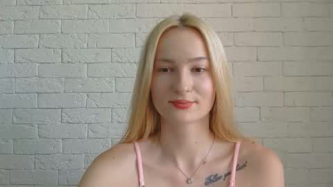Snapshot of alice_sweet_01 chatting on June 10, 2026, 11:53 am Alice online show from June 10, 2026, 11:53 am