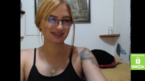 Snapshot of alice_trinity chatting on November 25, 2025, 4:12 am Alice online show from November 25, 2025, 4:12 am