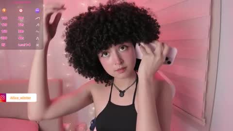 Snapshot of alice_wiinter chatting on March 27, 2026, 7:24 pm Alice online show from March 27, 2026, 7:24 pm