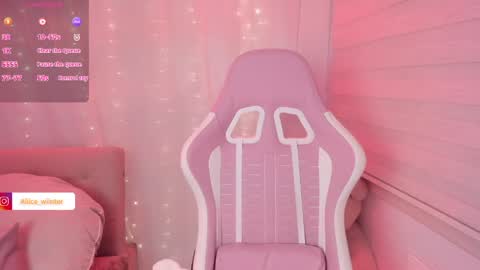 Snapshot of alice_wiinter chatting on May 11, 2026, 6:16 pm Alice online show from May 11, 2026, 6:16 pm