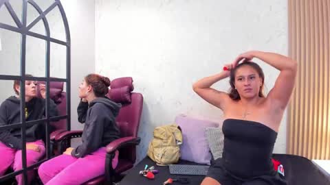 Snapshot of aliceandsia chatting on May 10, 2026, 12:32 pm Alice and Asia online show from May 10, 2026, 12:32 pm