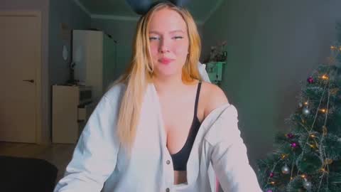 AliceCasey online show from January 7, 2025, 10:30 pm