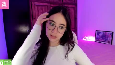 Snapshot of alicee_2 chatting on January 15, 2026, 12:10 pm Aliceee .. 97YP9VWGZHrefnav wishlist lists 1 online show from January 15, 2026, 12:10 pm