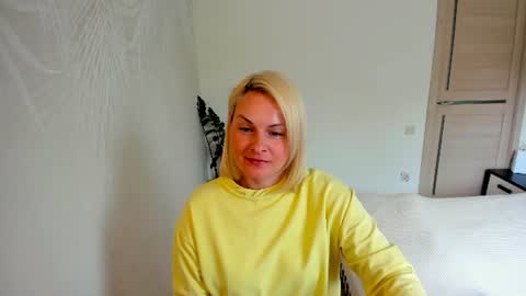 Snapshot of alicee__grace chatting on June 22, 2026, 8:55 am Alicee online show from June 22, 2026, 8:55 am