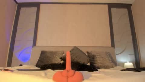 alicee_clark_ online show from February 25, 2026, 3:05 am