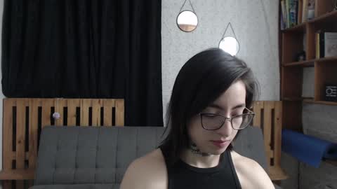 alicee_logan_ online show from January 28, 2025, 1:50 am