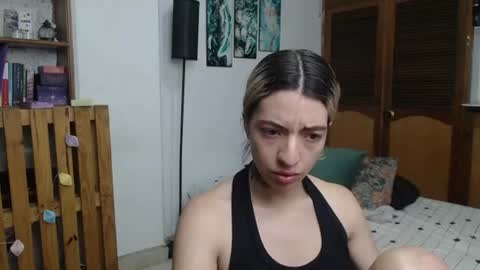 Snapshot of alicee_logan_ chatting on July 2, 2026, 1:27 am alicee_logan_ online show from July 2, 2026, 1:27 am