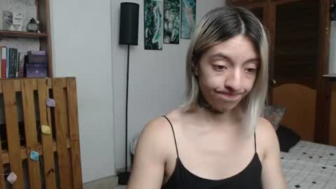 Snapshot of alicee_logan_ chatting on July 5, 2026, 1:45 am alicee_logan_ online show from July 5, 2026, 1:45 am