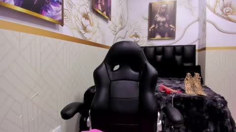alicee online show from May 8, 2026, 7:30 pm