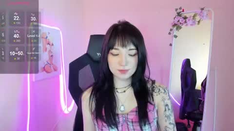 Snapshot of aliceeinwonderlanddd chatting on June 12, 2026, 3:38 am Alice online show from June 12, 2026, 3:38 am