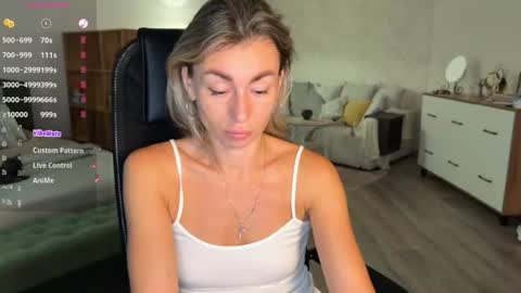 Snapshot of aliceevan chatting on August 1, 2026, 1:49 am Daniella online show from August 1, 2026, 1:49 am