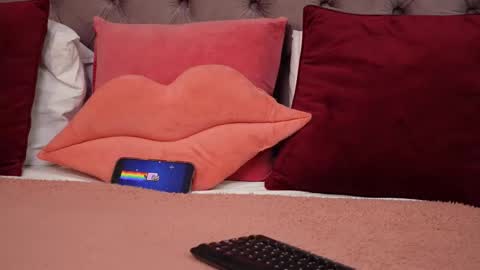 Snapshot of alicehadley chatting on December 15, 2025, 12:48 am AliceHadley online show from December 15, 2025, 12:48 am