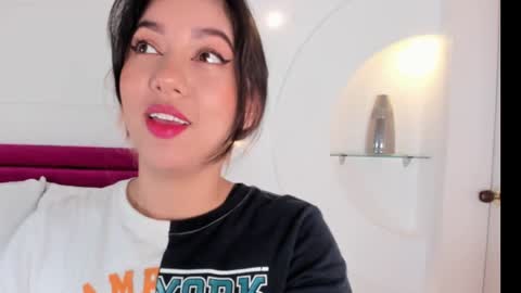 Alice  online show from January 22, 2025, 4:13 am