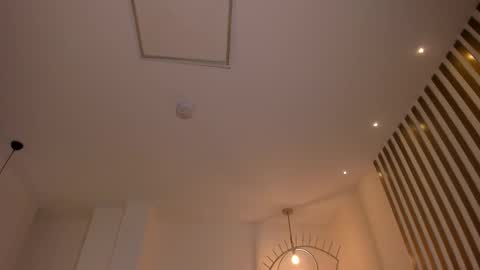 Alice online show from September 16, 2025, 7:04 pm