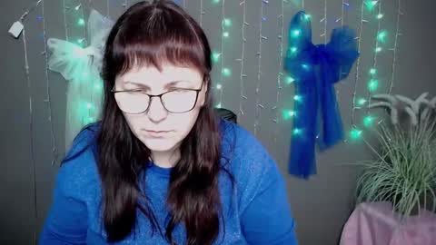 Snapshot of aliceinks chatting on November 23, 2025, 7:19 am AliceInks online show from November 23, 2025, 7:19 am