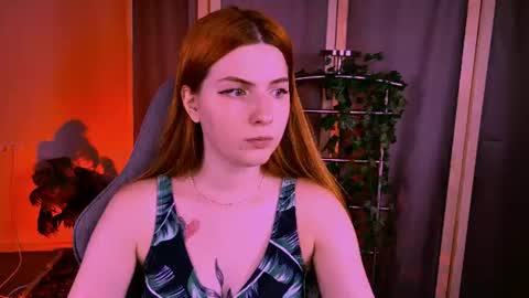 Snapshot of aliceinredsquare_ chatting on July 14, 2026, 10:21 am Alice online show from July 14, 2026, 10:21 am