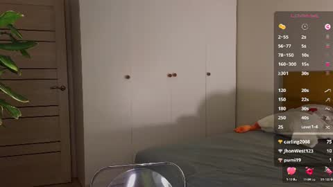 AliceKingsleigh online show from July 22, 2026, 5:10 am
