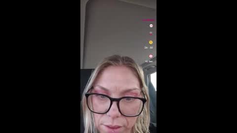 Snapshot of aliceliddell710 chatting on October 12, 2025, 9:58 pm Alice Liddell online show from October 12, 2025, 9:58 pm