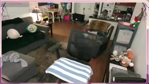 Snapshot of aliceliddell710 chatting on December 15, 2025, 8:46 pm Alice Liddell online show from December 15, 2025, 8:46 pm