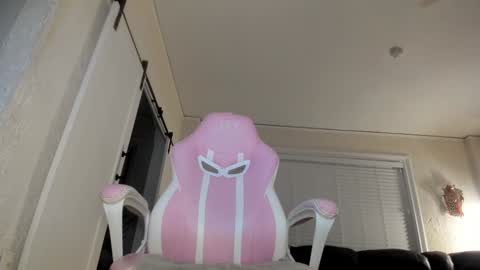 Snapshot of alicelighthouse chatting on December 25, 2024, 10:37 pm Alice Lighthouse online show from December 25, 2024, 10:37 pm