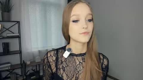 Snapshot of alicemelison chatting on October 29, 2025, 7:43 am Serena online show from October 29, 2025, 7:43 am