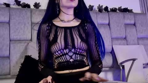 alicenoir_ online show from April 14, 2026, 11:22 pm