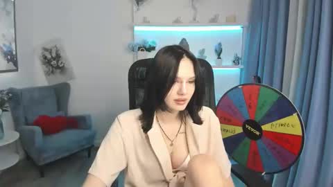 Snapshot of alicepertime chatting on June 6, 2026, 7:29 pm alicepertime online show from June 6, 2026, 7:29 pm