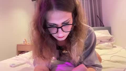 Snapshot of alicepinkhead chatting on June 25, 2026, 9:03 am AlicePinkhead online show from June 25, 2026, 9:03 am