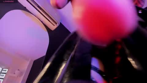 Snapshot of alicepoixxxon chatting on February 14, 2025, 2:12 pm ALICE online show from February 14, 2025, 2:12 pm