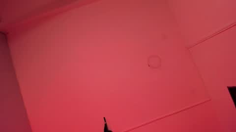 Snapshot of alicepoixxxon chatting on September 10, 2025, 10:43 pm ALICE online show from September 10, 2025, 10:43 pm