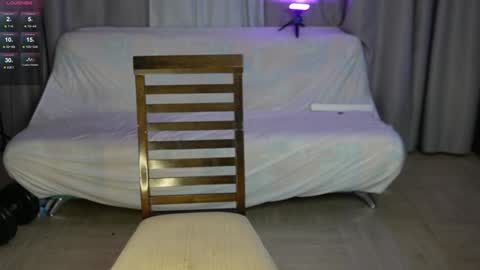 Snapshot of alicerabdit chatting on December 10, 2024, 8:05 pm Alice online show from December 10, 2024, 8:05 pm