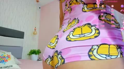 Snapshot of alicestark2 chatting on March 6, 2025, 2:08 pm online show from March 6, 2025, 2:08 pm