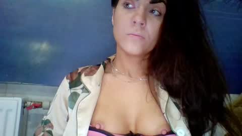 Snapshot of alicetailorrr chatting on July 5, 2026, 5:47 am AliceTailorrr online show from July 5, 2026, 5:47 am