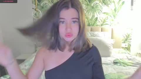 Alice online show from September 28, 2025, 6:02 pm