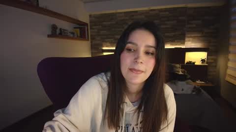 Alice online show from October 20, 2025, 10:43 pm