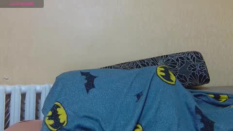 Snapshot of alicewoolfy chatting on November 10, 2025, 9:25 pm AliceWoolfy online show from November 10, 2025, 9:25 pm