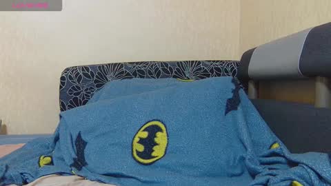 Snapshot of alicewoolfy chatting on December 14, 2025, 8:46 pm AliceWoolfy online show from December 14, 2025, 8:46 pm