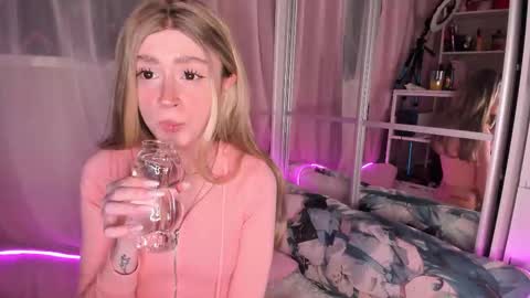 from wonderland online show from February 26, 2026, 4:17 pm