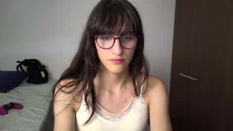 Snapshot of alicia_love29 chatting on December 13, 2024, 8:26 pm Alice online show from December 13, 2024, 8:26 pm