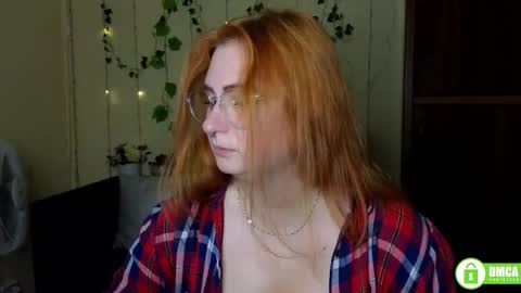 Snapshot of alicia_side_red chatting on September 9, 2025, 5:34 pm Alicia online show from September 9, 2025, 5:34 pm