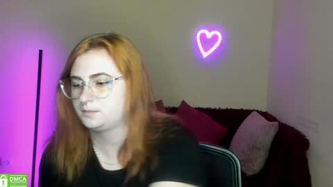 Snapshot of alicia_side_red chatting on September 20, 2025, 11:22 am Alicia online show from September 20, 2025, 11:22 am