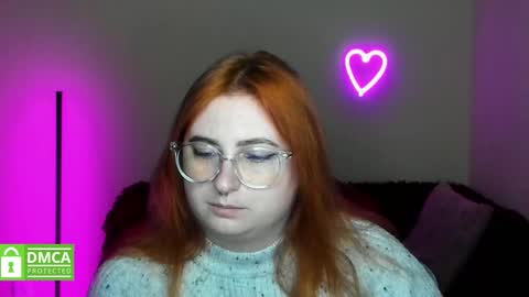 Snapshot of alicia_side_red chatting on October 14, 2025, 5:30 am Alicia online show from October 14, 2025, 5:30 am